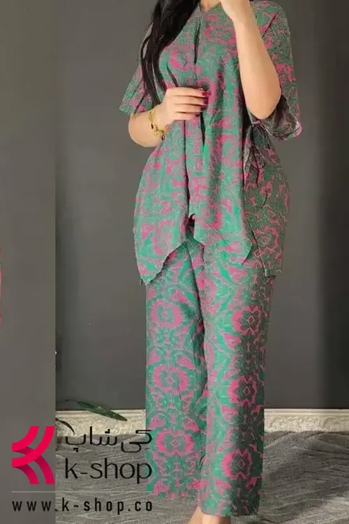 ست شومیز و شلوار طرح گل صورتی و سبز با شومیز آستین کلوش