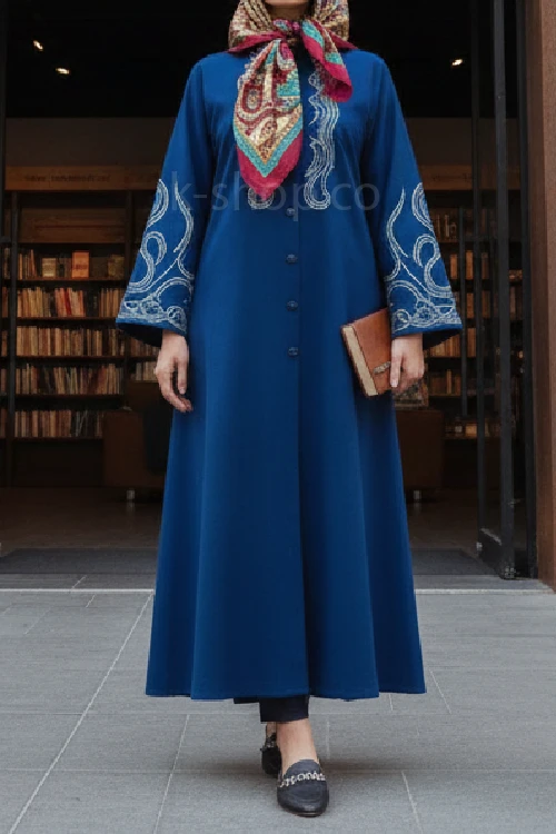 مانتو طرح دار بلند رنگ آبی کاربنی