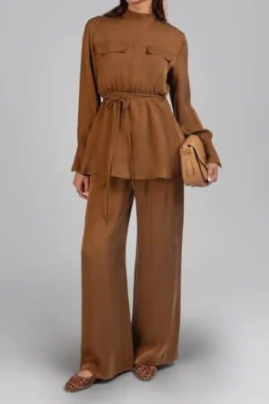 بلوز زنانه قهوه‌ای پاییز-زمستانه آستین بلند شیک کمربند بندی نوادو