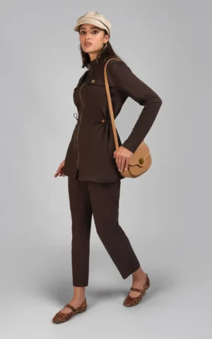 کت زنانه قهوه‌ای پاییز-زمستانه زیپ‌دار کمربندبندی شیک نوادو