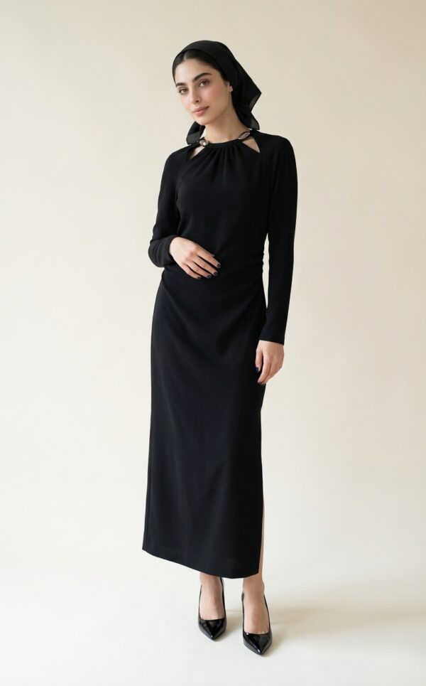 پیراهن زنانه مشکی بلند با یقه گرد نوادو کد 404114221722 - Image 3