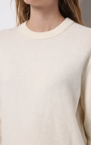 پلیور زنانه کرم رنگ یقه گرد و گرم برند کلینز پاییز-زمستانه