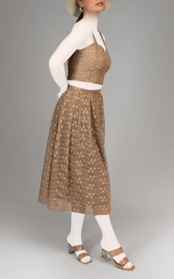 تاپ زنانه کرم رنگ بندی خنک بهار-تابستانه نوادو