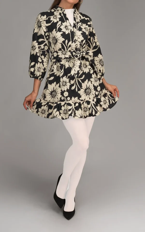 پیراهن زنانه سفید مشکی طرح‌گل آستین بلند بنددار بهار-تابستانه نوادو