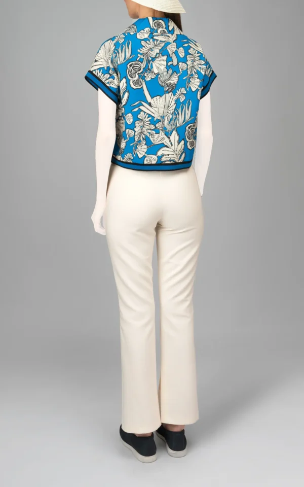 نمای پشت شومیز زنانه طرح برگ NEVADO آستین کوتاه