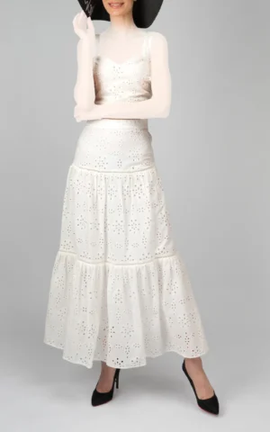 تاپ زنانه سفید بدون آستین بندی بهار-تابستانه نوادو