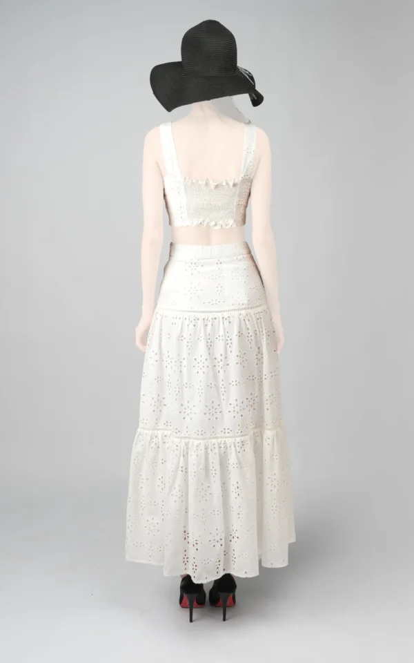 تاپ زنانه سفید بدون آستین بندی بهار-تابستانه نوادو