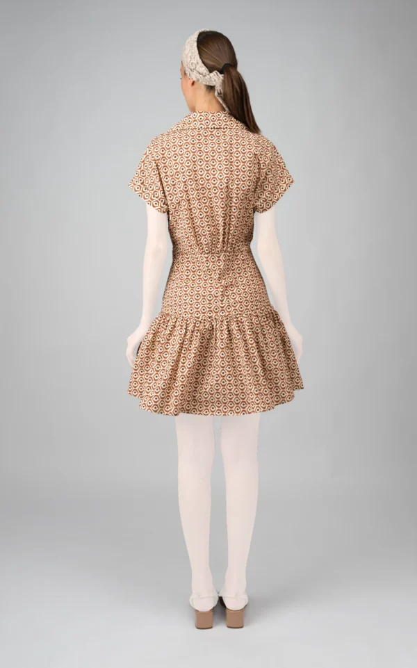 پیراهن زنانه کوتاه طرح‌دار با یقه هفت و دامن چین‌دار برند نوادو کد 403014411502 - Image 2