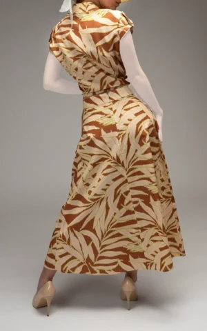 دامن زنانه نوادو چند رنگ طرحدار دکمه های تزیینی از نمای پشت