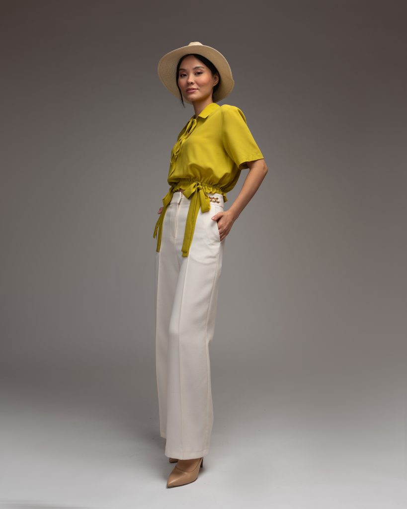 شلوار زنانه نوادو بافت کرپ آستین سه ربع رنگ کرم راسته ۱