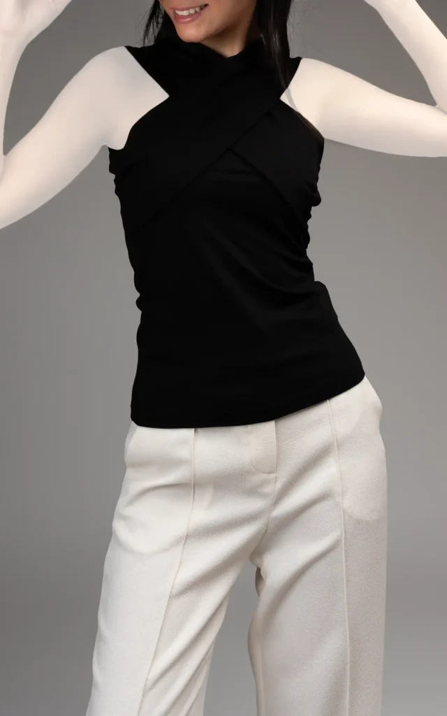 تاپ زنانه مشکی شیک NEVADO با طراحی یقه قایقی خاص و دو حالته – کی‌شاپ