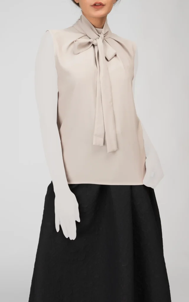 تاپ زنانه بدون آستین کرم رنگ بهار-تابستانه نوادو