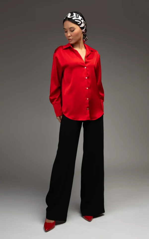 شومیز زنانه قرمزآ ستین بلند دکمه دار ۳