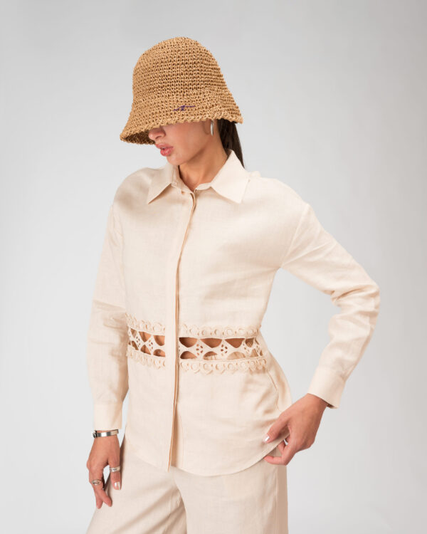 شومیز زنانه رسمی آستین بلند یقه‌دار بژ-کرم بهار-تابستانه نوادو