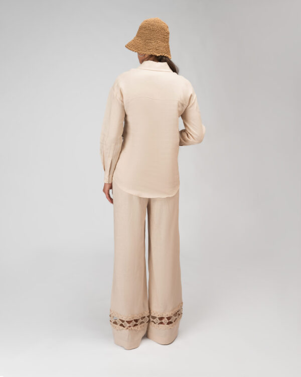 شومیز زنانه رسمی آستین بلند یقه‌دار بژ-کرم بهار-تابستانه نوادو