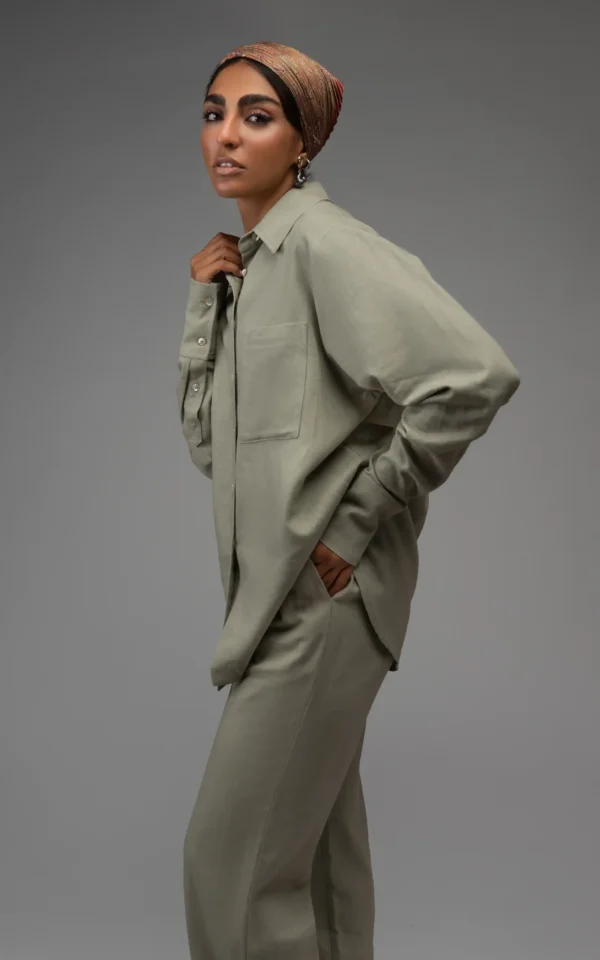 نمای جزییات شلوار زنانه سدری رنگ بند دار نوادو