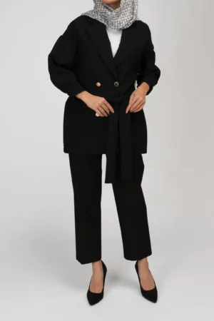 کت زنانه مشکی کمربند و دکمه‌دار بهارنابستانه مجلسی نوادو