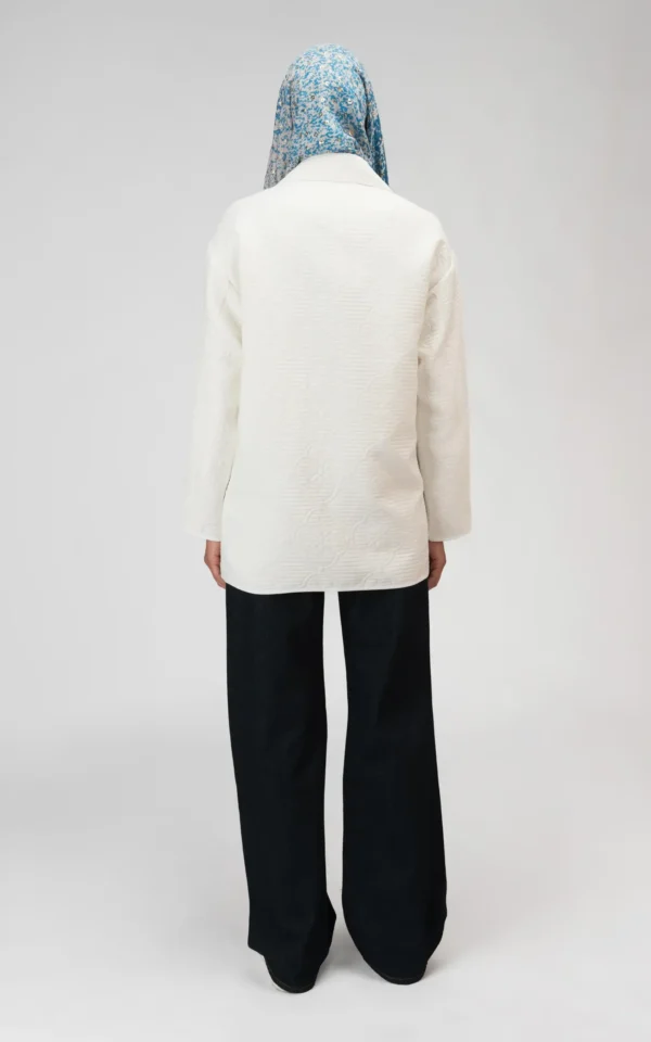 کت زنانه سفید بافت‌دار بهار-تابستانه نوادو