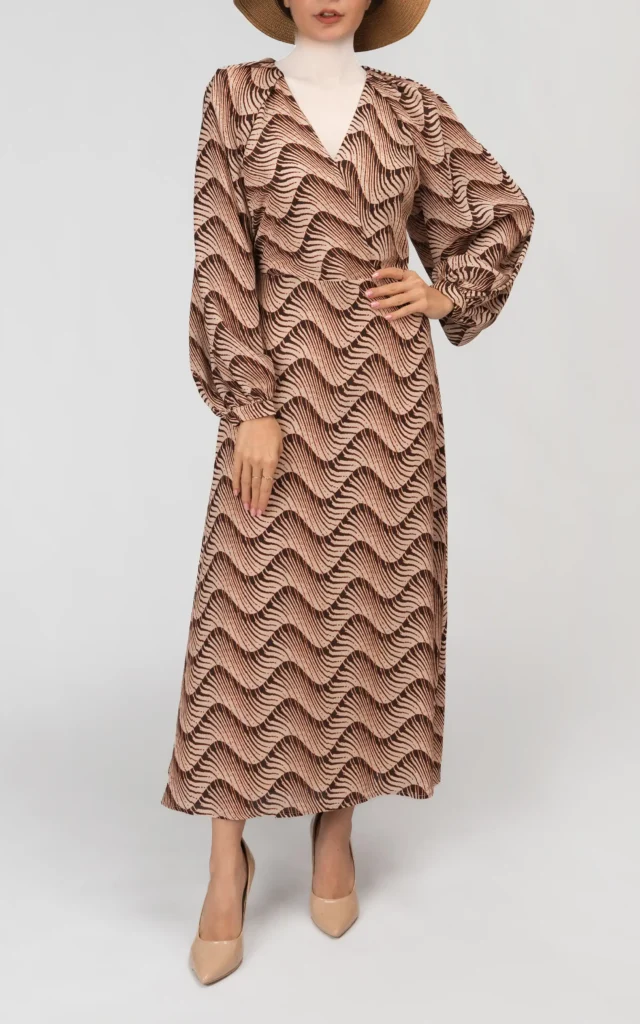 پیراهن زنانه تابستانه میدی آستین بلند بیشاپ یقه هفت نوادو