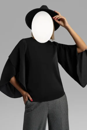 نمای رو به رو بلوز زنانه مشکی رنگ آستین مدل‌دار نوادو