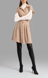 نمای رو به رو پیراهن زنانه بژ آستین کوتاه رسمی نوادو