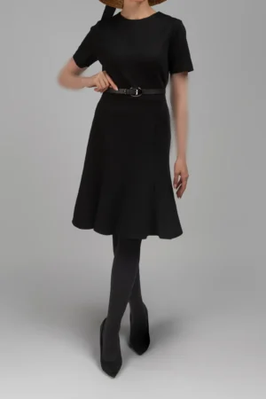 پیراهن زنانه مشکی پاییز-زمستانه کمربنددار آستین کوتاه نوادو