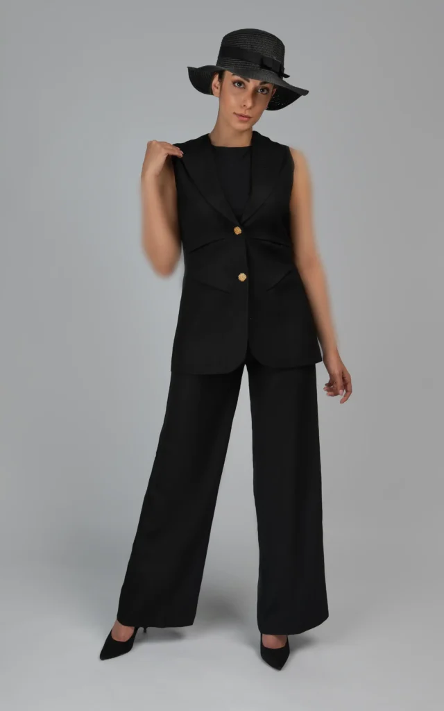 جلیقه زنانه بدون آستین مشکی دکمه‌دار پاییز-زمستانه رسمی نوادو