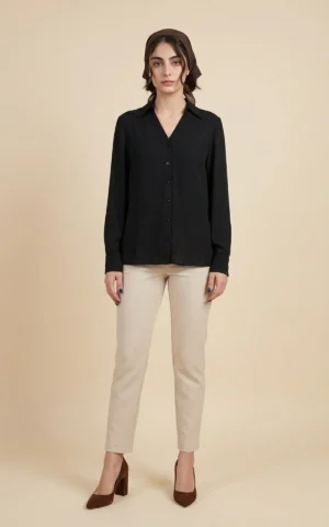 شومیز زنانه مشکی دکمه‌دار با یقه کلاسیک نوادو کد 404012721685 - Image 3