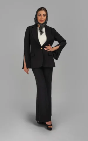 کت مشکی رسمی با دکمه طلایی و آستین‌چاک‌دار پاییز-زمستانه نوادو