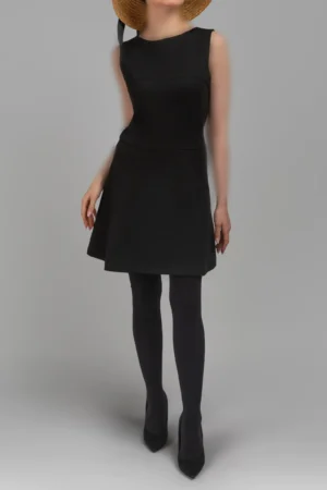 پیراهن مشکی ساده و بدون‌آستین با برش مینیمال پاییز-زمستانه نوادو