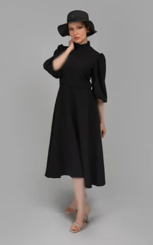 پیراهن زنانه مشکی آستین سه‌ربع پاییز-زمستانه مدل میدی نوادو