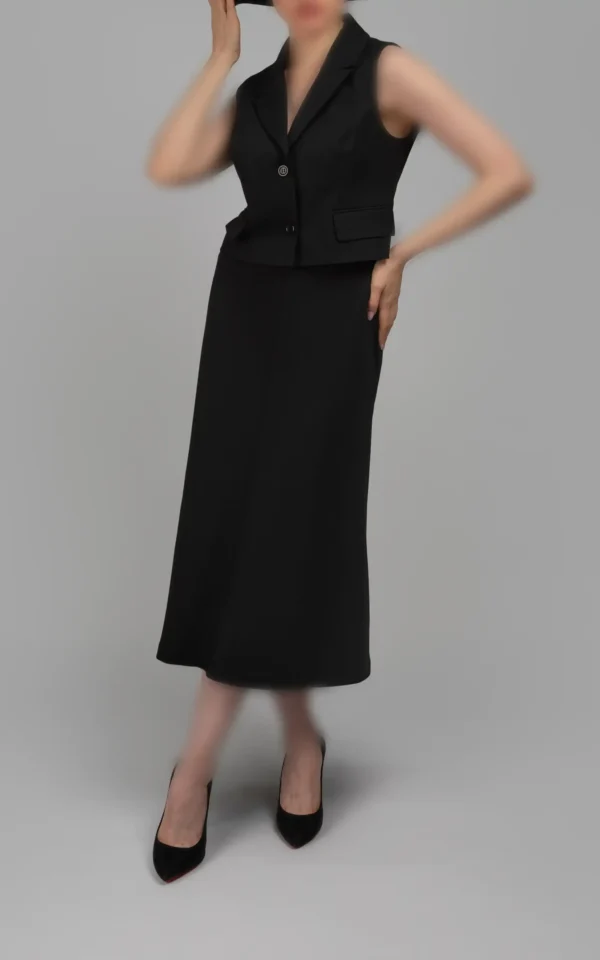 دامن مشکی راسته‌ بلند با برش ساده و کلاسیک پاییز-زمستانه نوادو