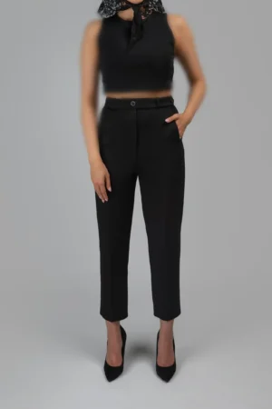 شلوار زنانه مشکی راسته دکمه و جای کمربنددار پاییز-زمستانه نوادو