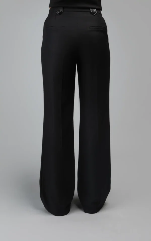 شلوار زنانه بلند مشکی راسته پاییز-زمستانه نوادو