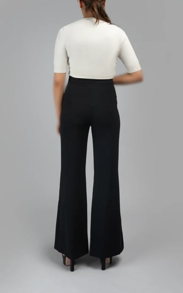 شلوار زنانه مشکی واید پاییز-زمستانه بلند نوادو