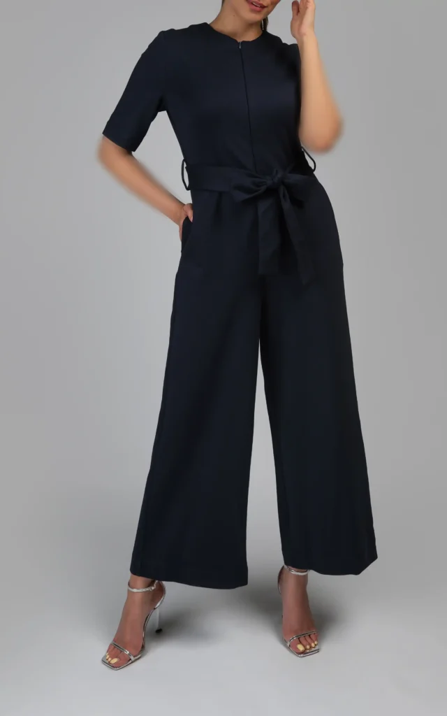 سرهمی سرمه‌ای پاییز-زمستانه آستین کوتاه نوادو رسمی