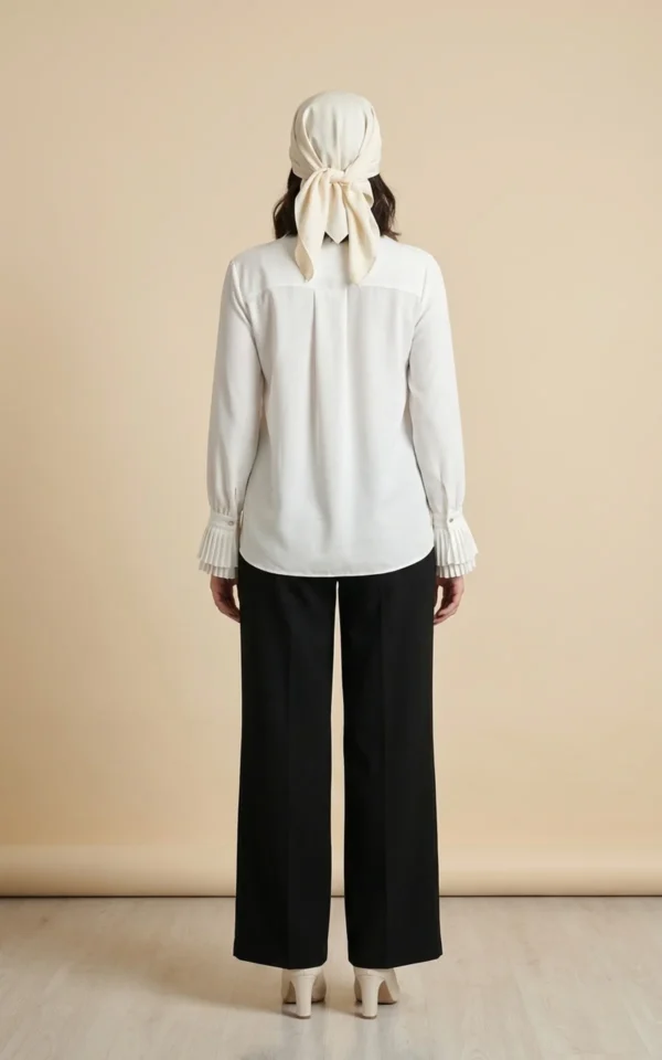 بلوز زنانه سفید با یقه کراواتی پهن و آستین‌های بلند نوادو کد 404112221572 - Image 3