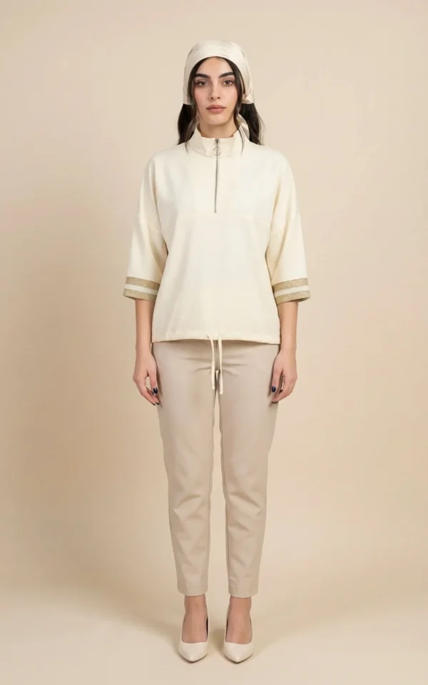 بلوز زنانه شیری‌رنگ با یقه ایستاده زیپ‌دار نوادو کد 404112321757 - Image 3