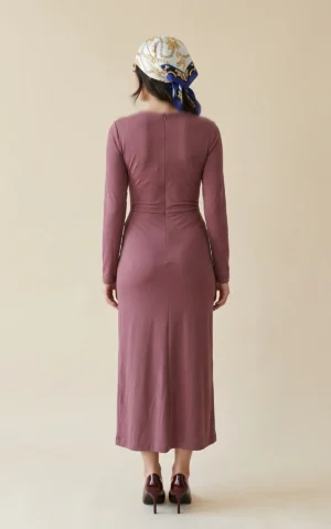 پیراهن زنانه کالباسی بلند با دراپه و سگک کمر نوادو کد 404114191800 - Image 3