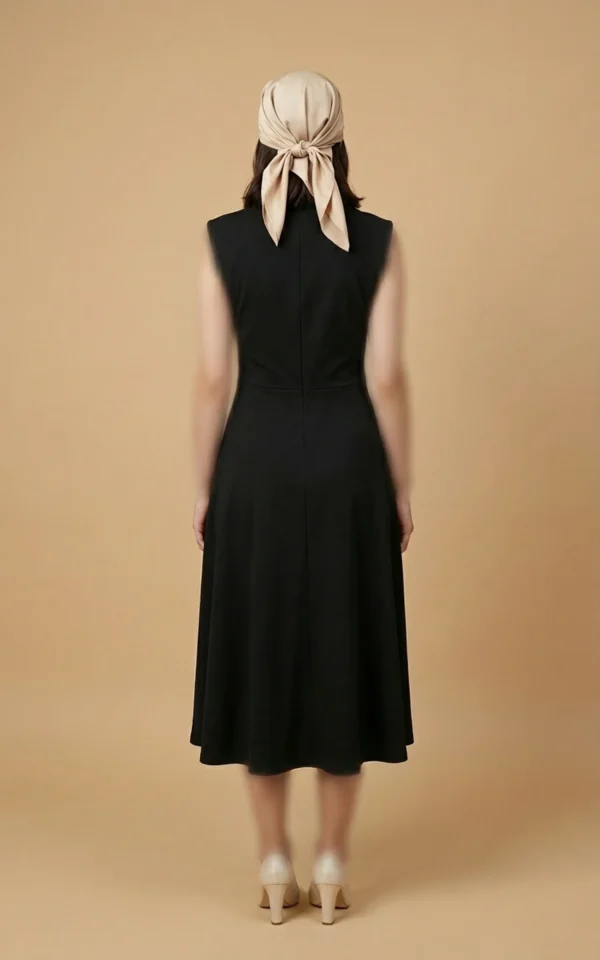 پیراهن زنانه مشکی یقه ایستاده با دامن کلوش نوادو کد 404114361696 - Image 4