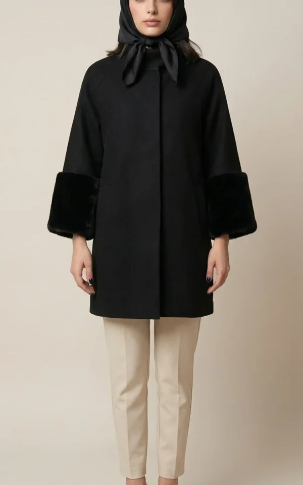 پالتو مشکی زنانه یقه ایستاده، سرآستین‌های خزدار نوادو کد 404118051875 - Image 3