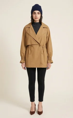 کت زنانه خردلی کمردار با یقه انگلیسی و جیب نوادو کد 404132061733 - Image 3