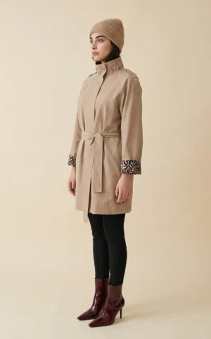 بارانی زنانه کرم با آستر و تزیینات پلنگی نوادو کد 404132071716 - Image 5