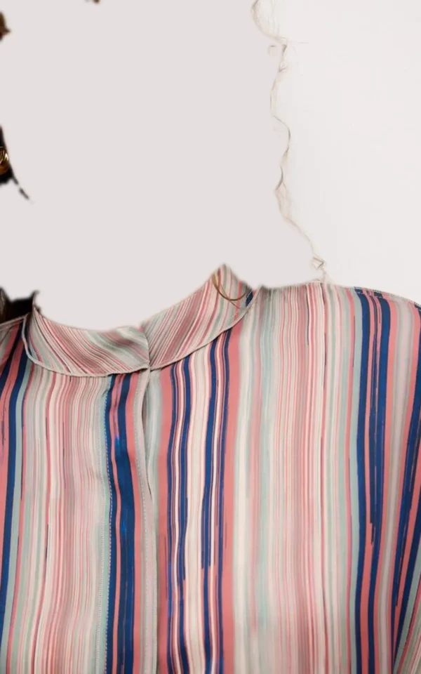 شومیز زنانه راه‌راه چند رنگ adL با طراحی مدرن و خاص مناسب استایل روزمره و رسمی از نمای یقه