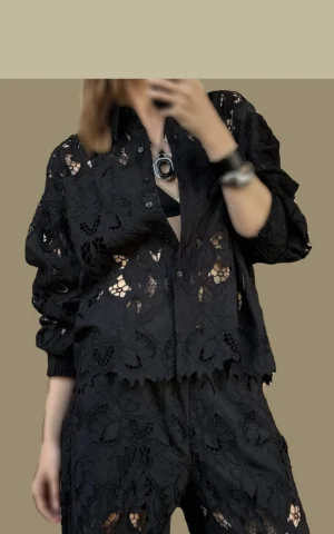 شومیز زنانه گیپوری مشکی IPEKYOL