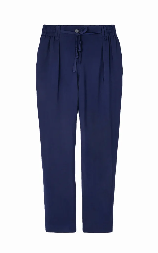 شلوار زنانه سرمه‎ای رنگ کشسان ایپکیول