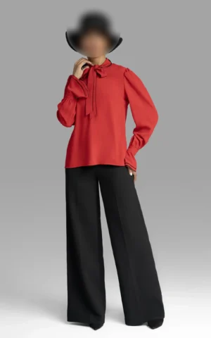 نمای قدی جلو بلوز زنانه رسمی قرمز رنگ نوادو