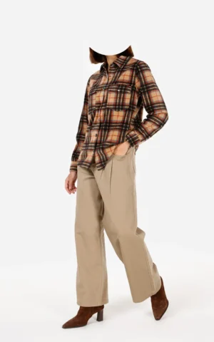 شومیز زنانه چهارخانه قهوه‌ای برند کولینز مناسب استایل کژوال | زاویه پهلو