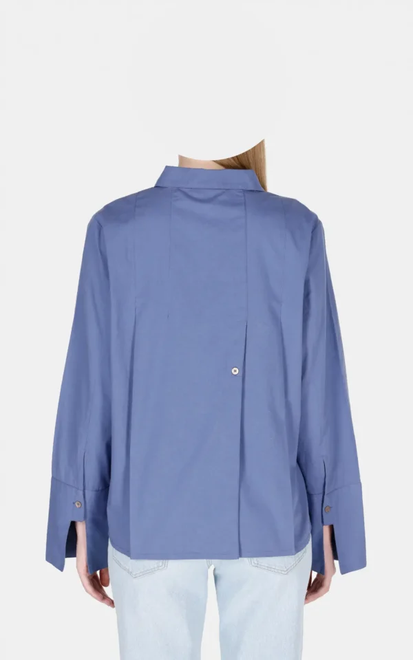 شومیز زنانه یقه‌دار دکمه‌ای برند IPEKYOL با طراحی خاص و پارچه لوکس - از نمای پشت