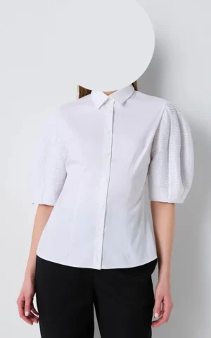 نمای روبرو شومیز زنانه آستین کوتاه پفی IPEKYOL